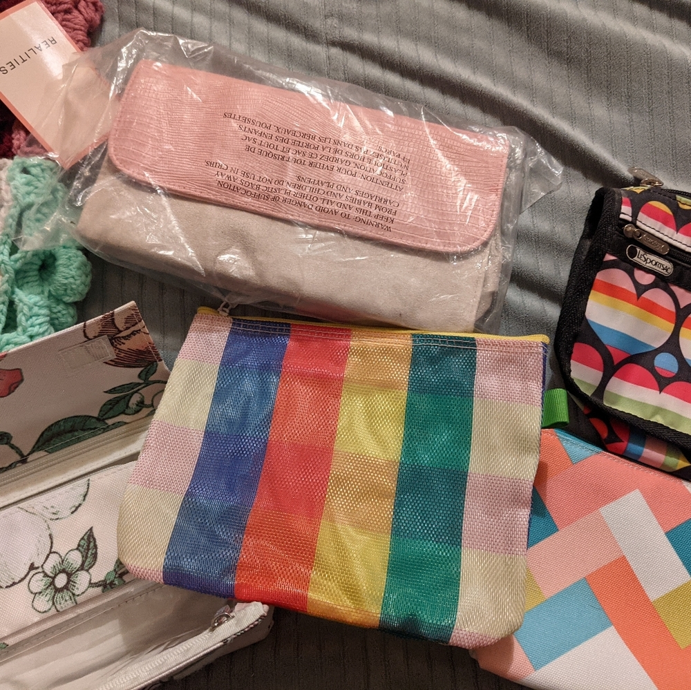 Bundle of 5 make up or travel bags